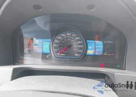 2010 Ford Fusion Hybrid z USA, uszkodzony, nr VIN 3FADP0L30AR200029